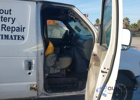 2007 Ford E-350 Super Duty Commercial/Recreational z USA, uszkodzony, nr VIN 1FTSE34L77DB19196